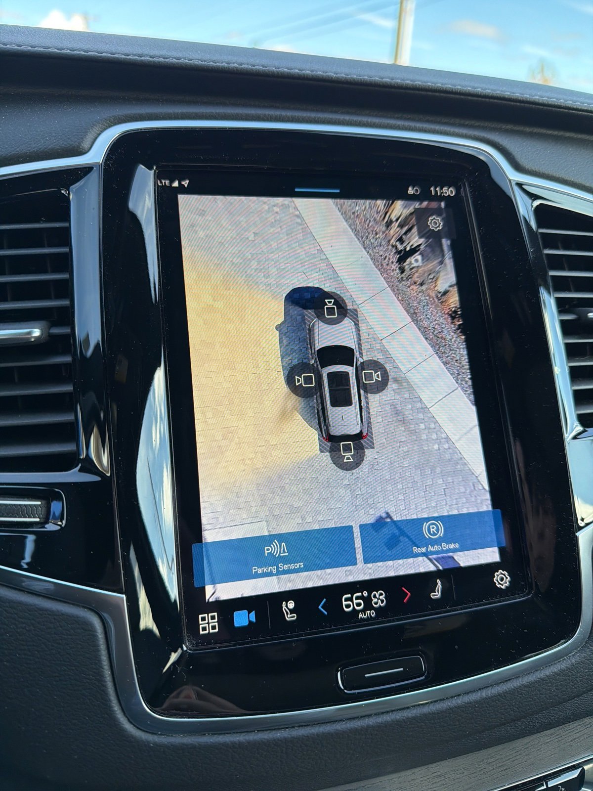 Used 2024 Volvo XC90 T8 Ultimate w/ Protection Package Premier image 35