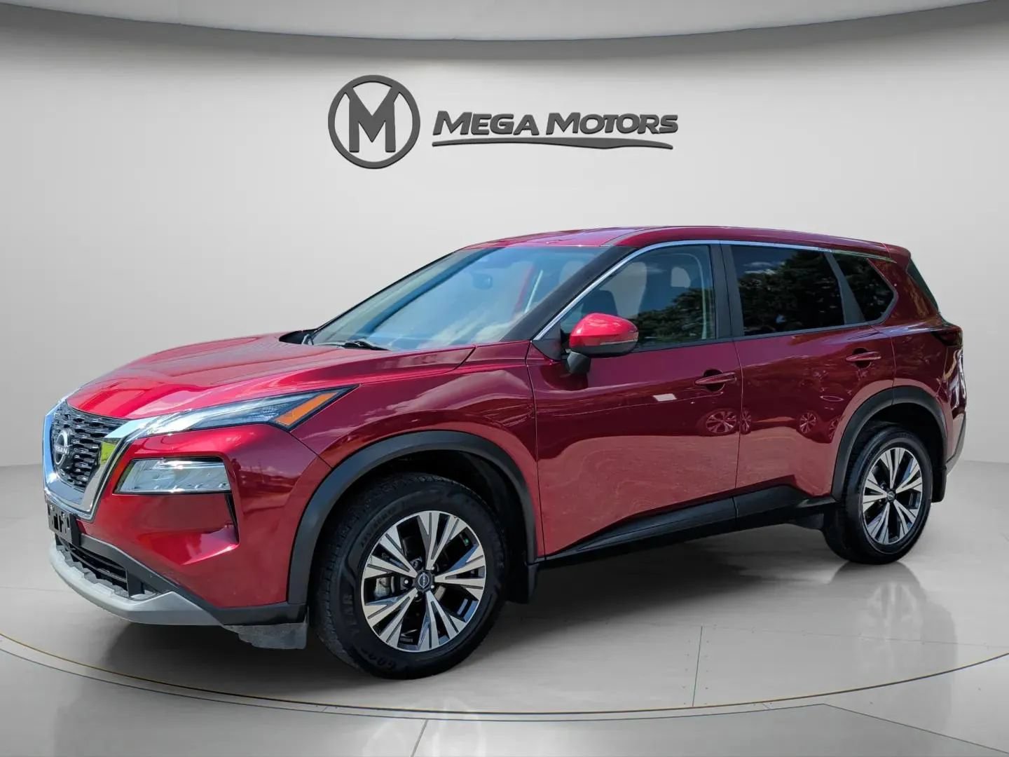 Used 2022 Nissan Rogue SV FWD image 2