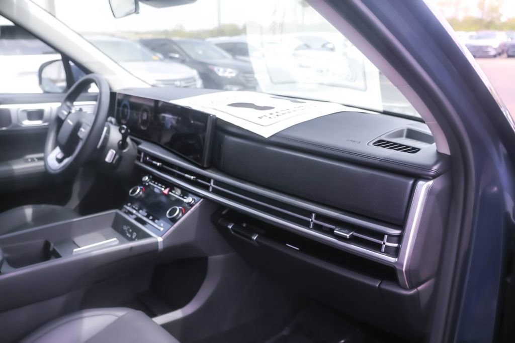 Certified 2026 Hyundai Santa Fe SEL AWD/4WD image 31