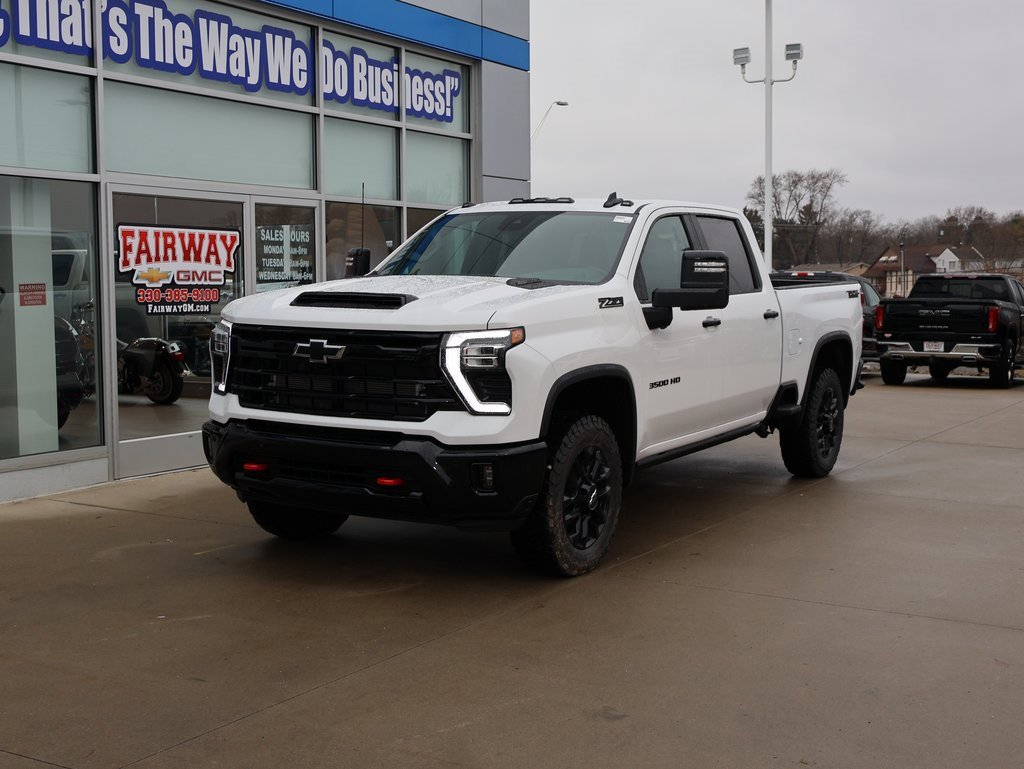 New 2026 Chevrolet Silverado 3500 LT w/ Trail Boss Package image 7