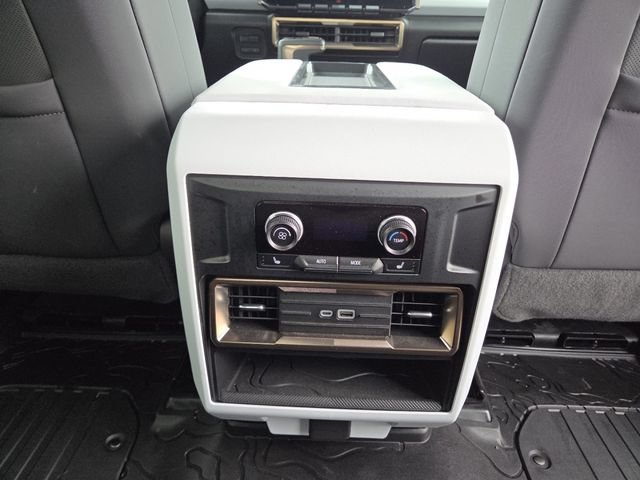 Used 2024 GMC Hummer EV 2X w/ LPO, Illumination Package AWD/4WD image 23