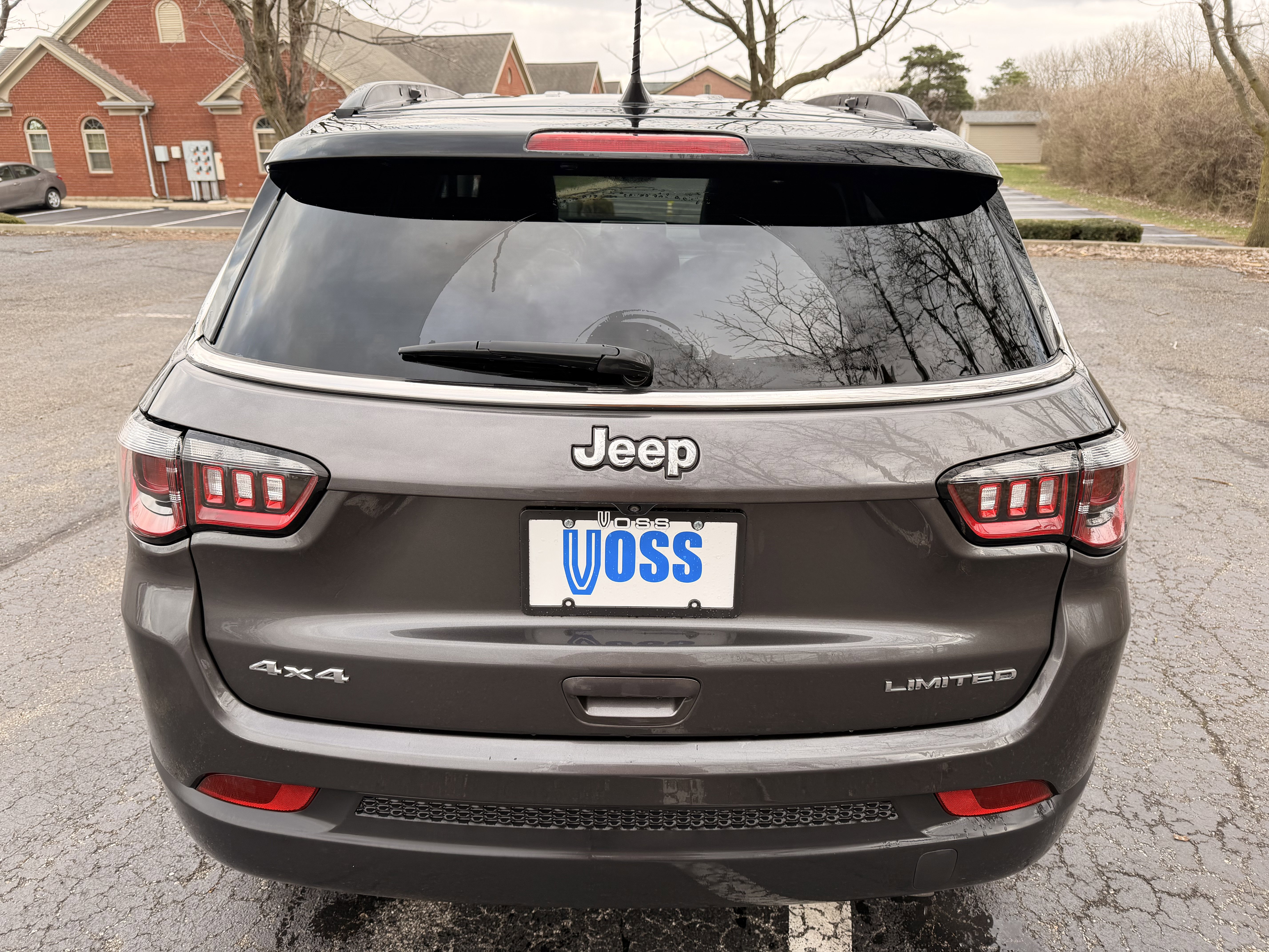 Used 2022 Jeep Compass Limited image 4