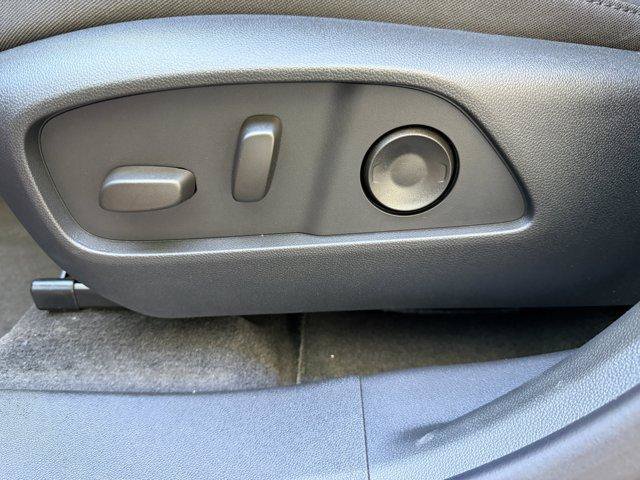 New 2027 GMC Terrain Elevation w/ Elevation Premium Package AWD/4WD image 27