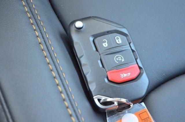 New 2025 Jeep Wrangler Unlimited Rubicon 392 image 25