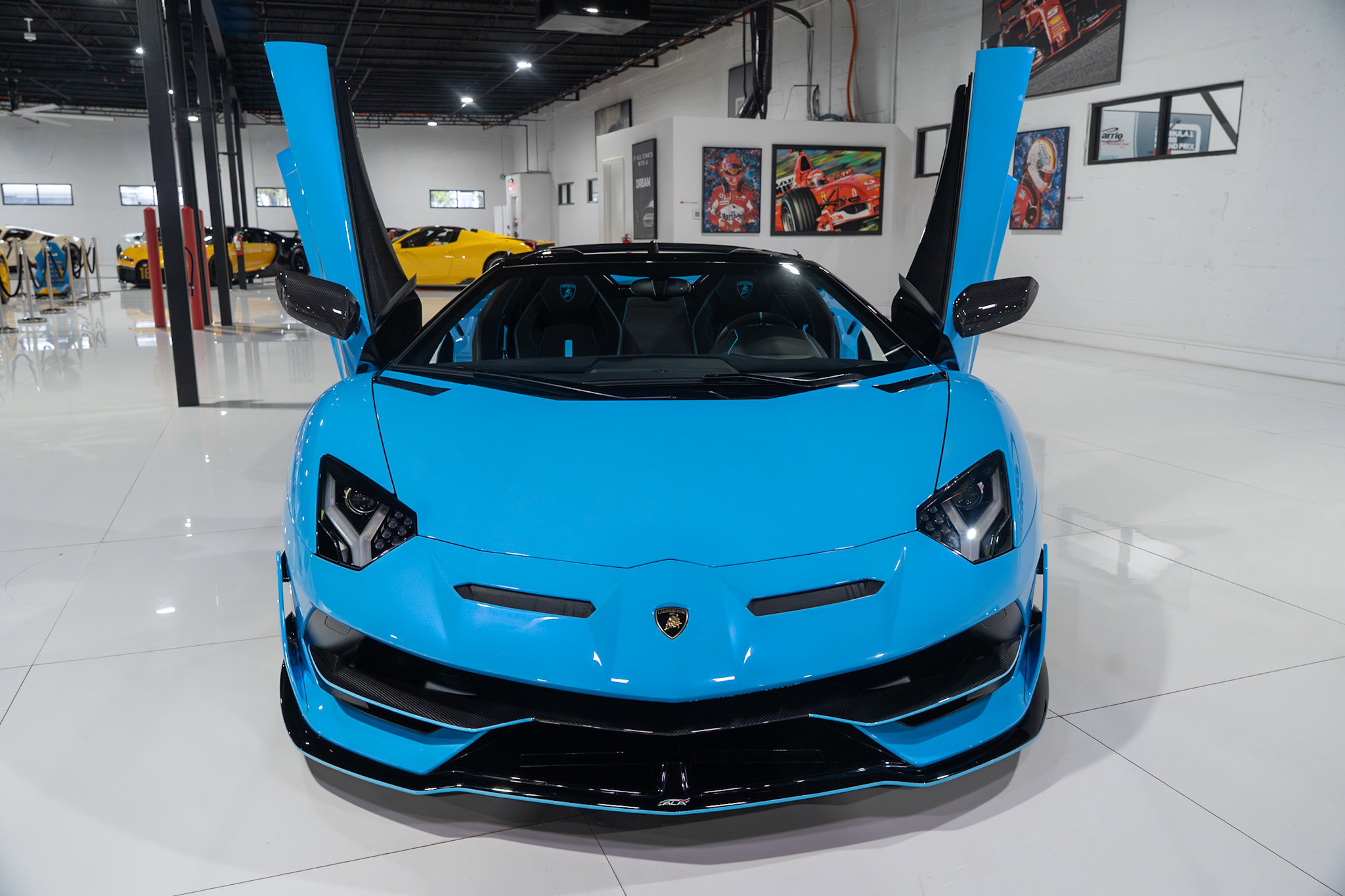 Used 2021 Lamborghini Aventador SVJ image 10