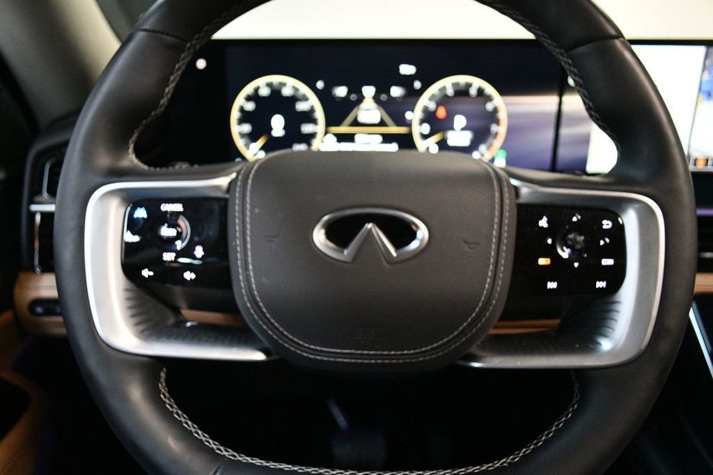 Used 2025 INFINITI QX80 Sensory image 41