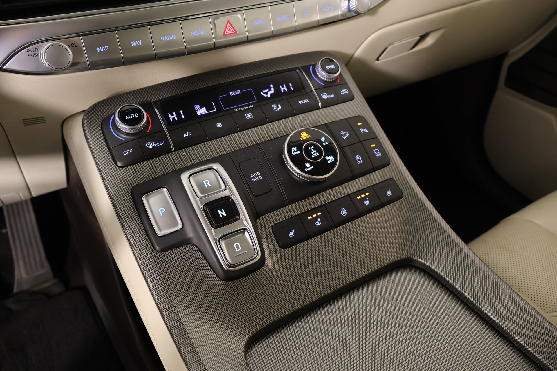 Used 2021 Hyundai Palisade Calligraphy image 8