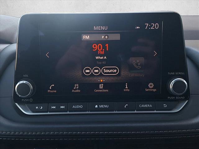 Used 2023 Nissan Rogue SV image 12