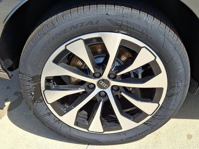 New 2026 Audi Q3 quattro 2.0T AWD/4WD image 5