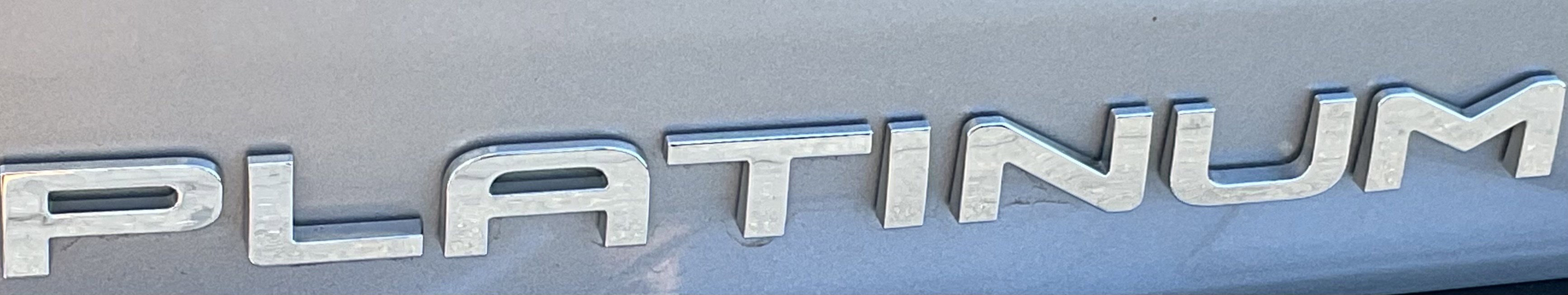 Used 2024 Toyota Highlander Platinum image 8