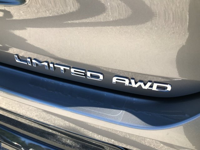 New 2026 Toyota Highlander Limited AWD/4WD image 10
