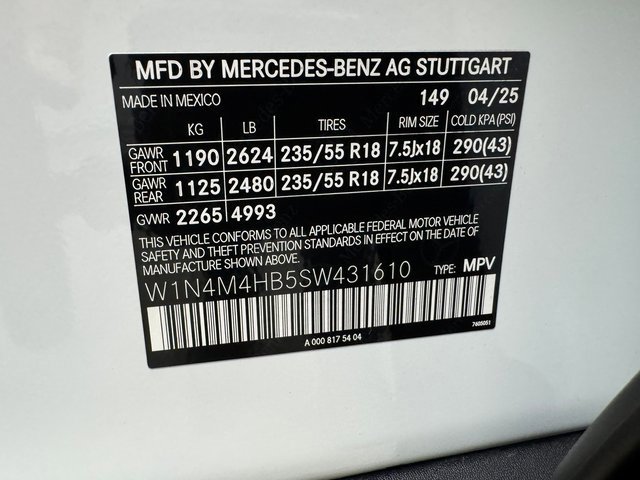 Used 2025 Mercedes-Benz GLB 250 4MATIC image 30