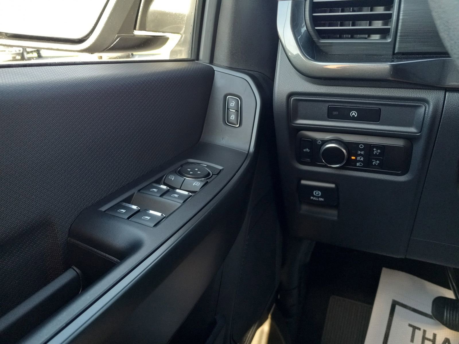 Used 2025 Ford F150 STX image 23