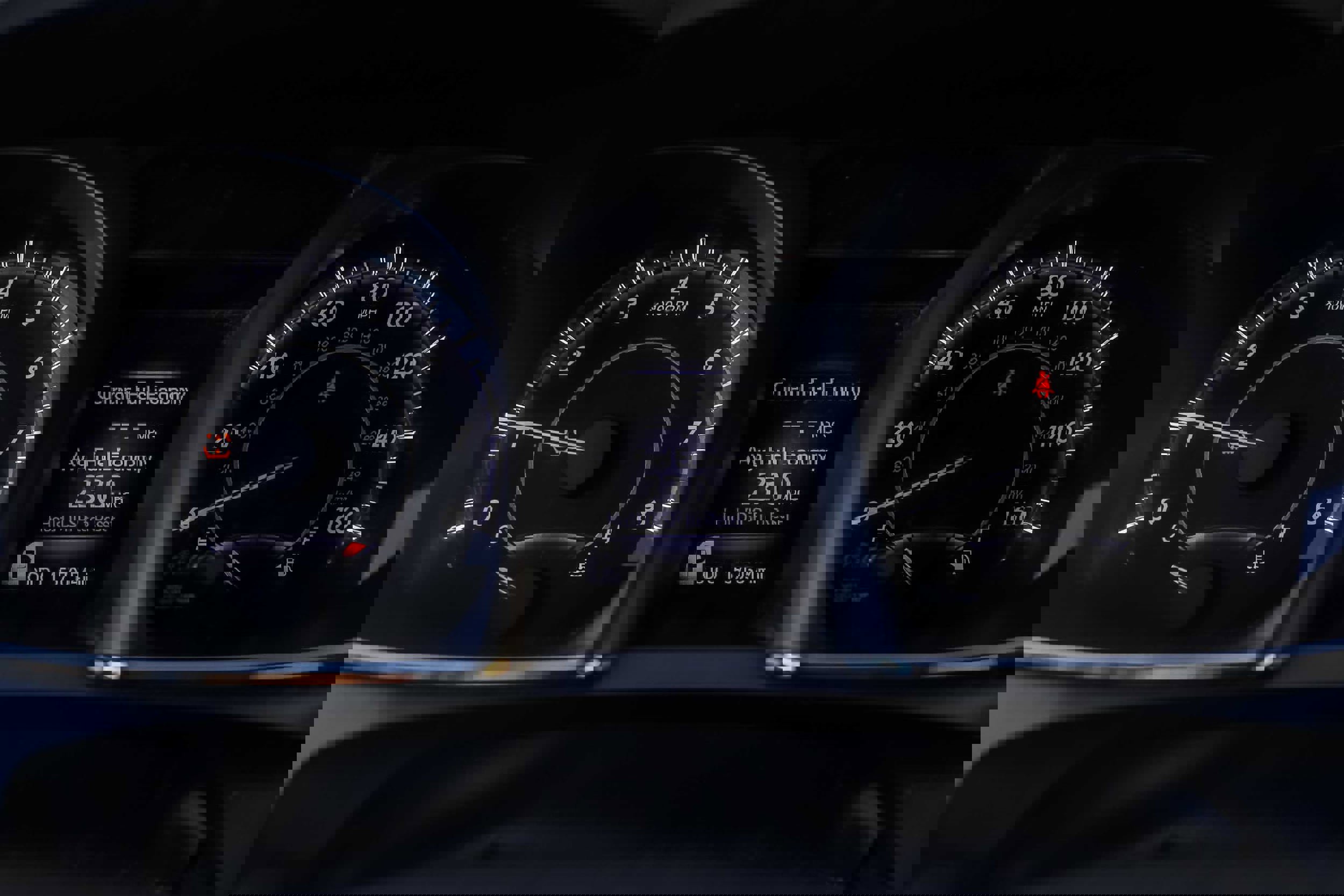 Used 2016 Toyota Avalon XLE image 27