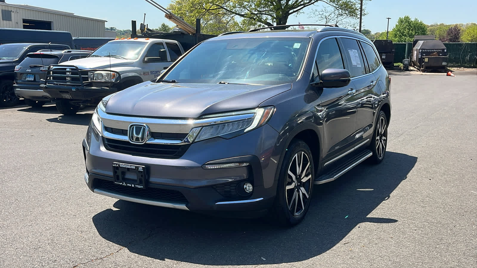 Used 2019 Honda Pilot Touring image 3