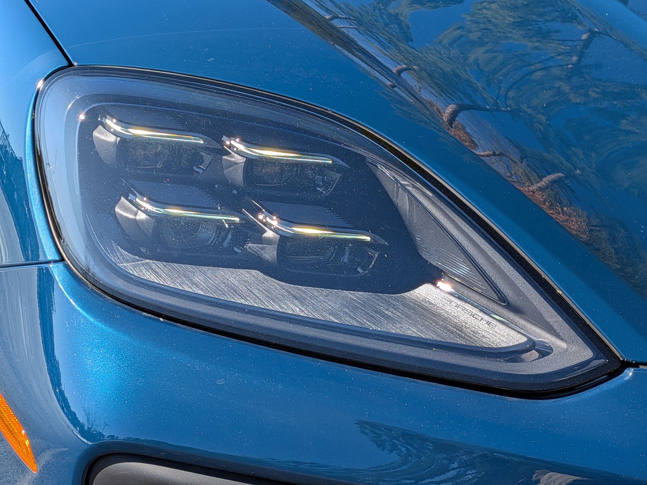 Used 2025 Porsche Cayenne GTS AWD/4WD image 34