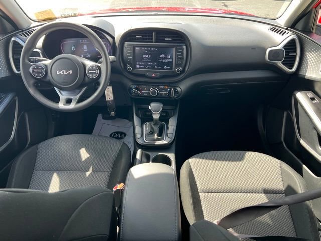 Used 2023 Kia Soul LX FWD image 14