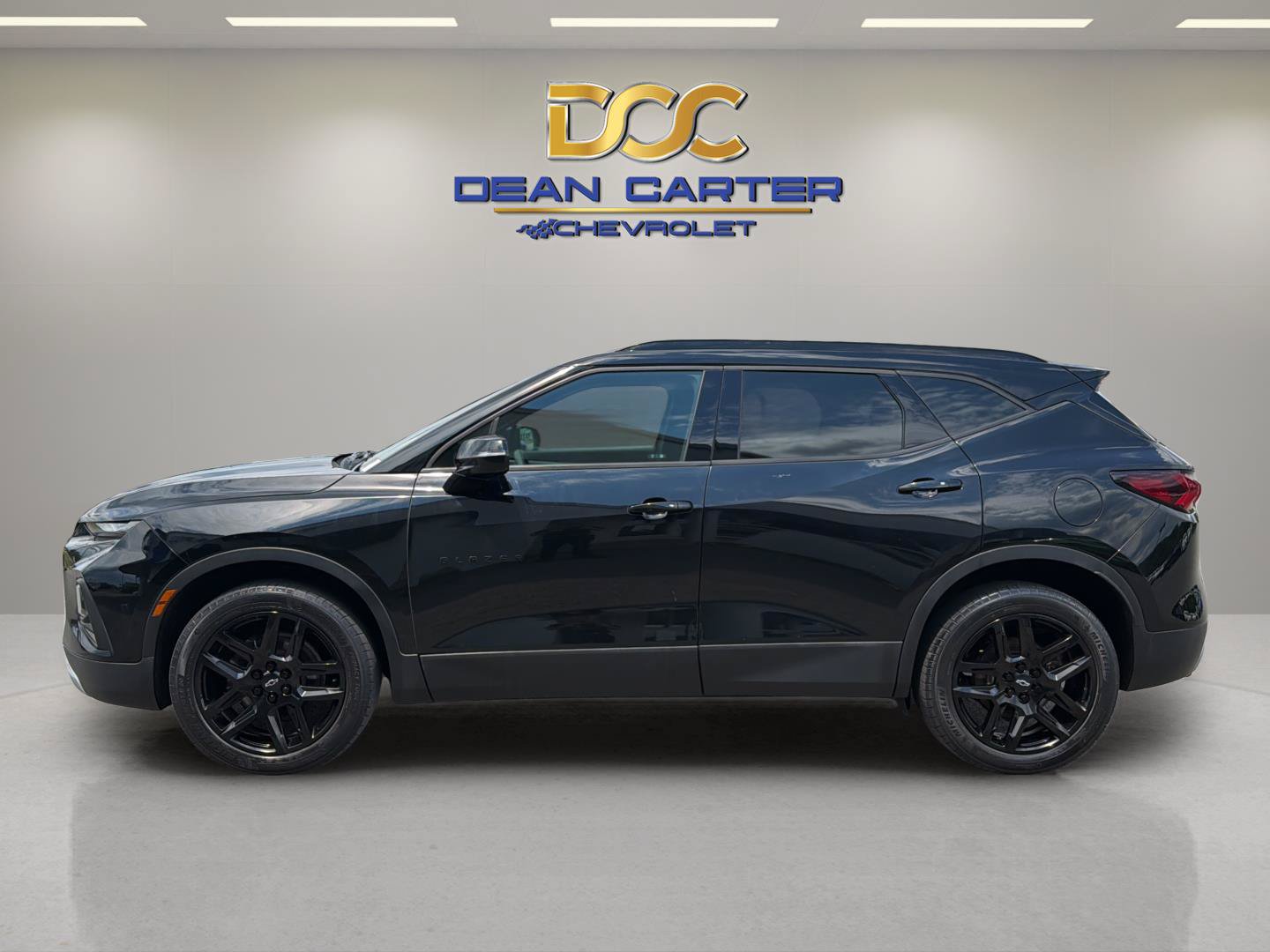 Used 2021 Chevrolet Blazer LT AWD/4WD image 2