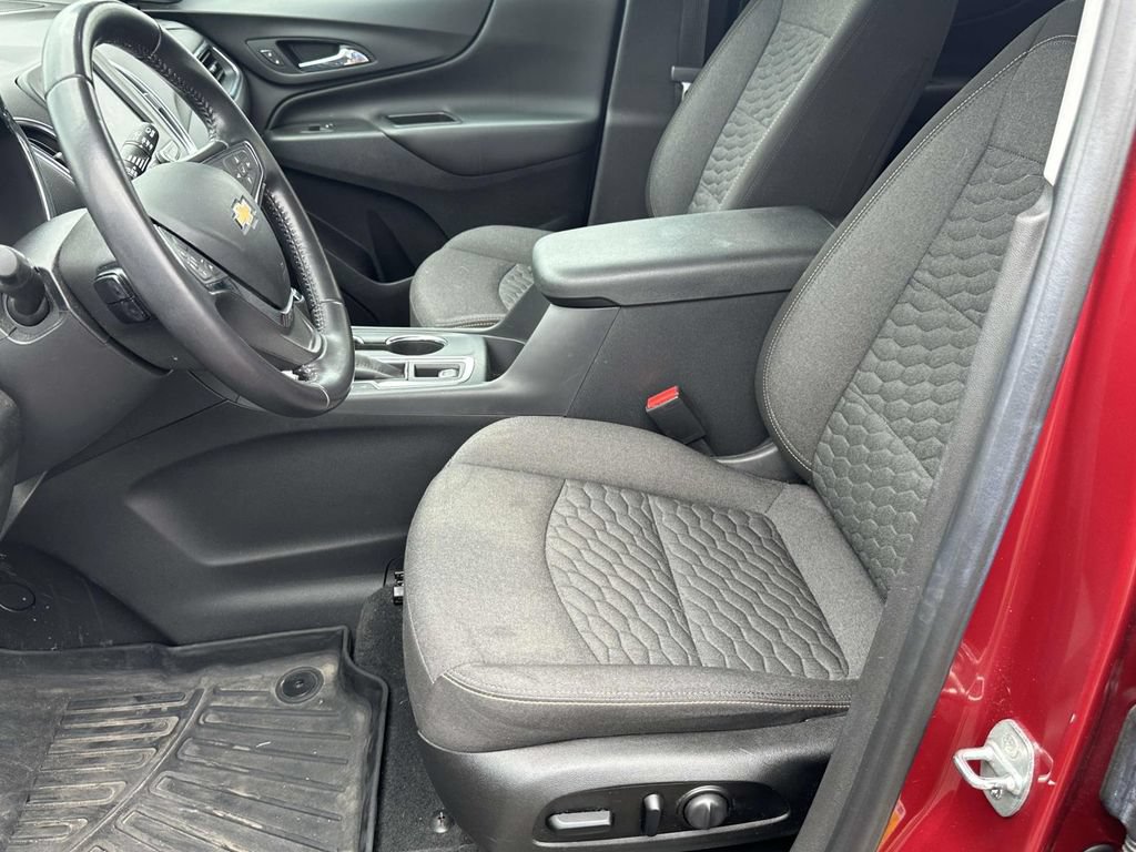 Used 2021 Chevrolet Equinox LT FWD image 18