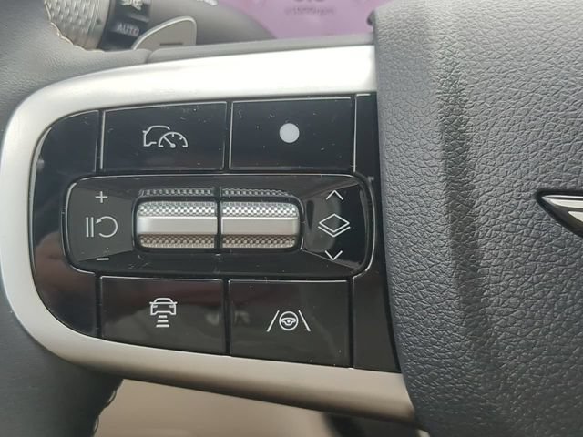 New 2026 Genesis GV70 2.5T Select AWD/4WD image 23