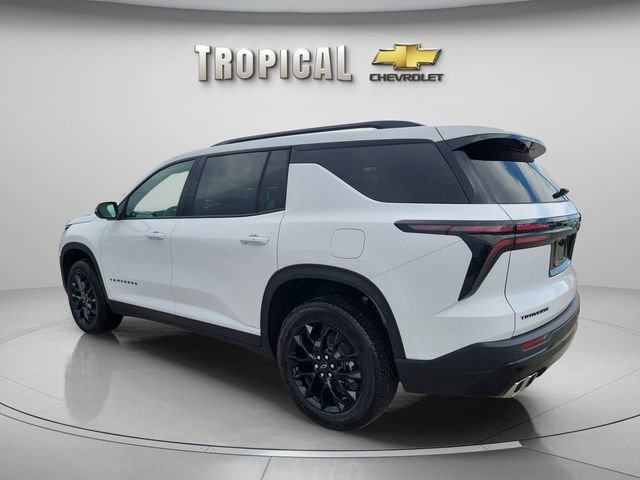 Used 2025 Chevrolet Traverse LT w/ Midnight/Sport Edition image 4
