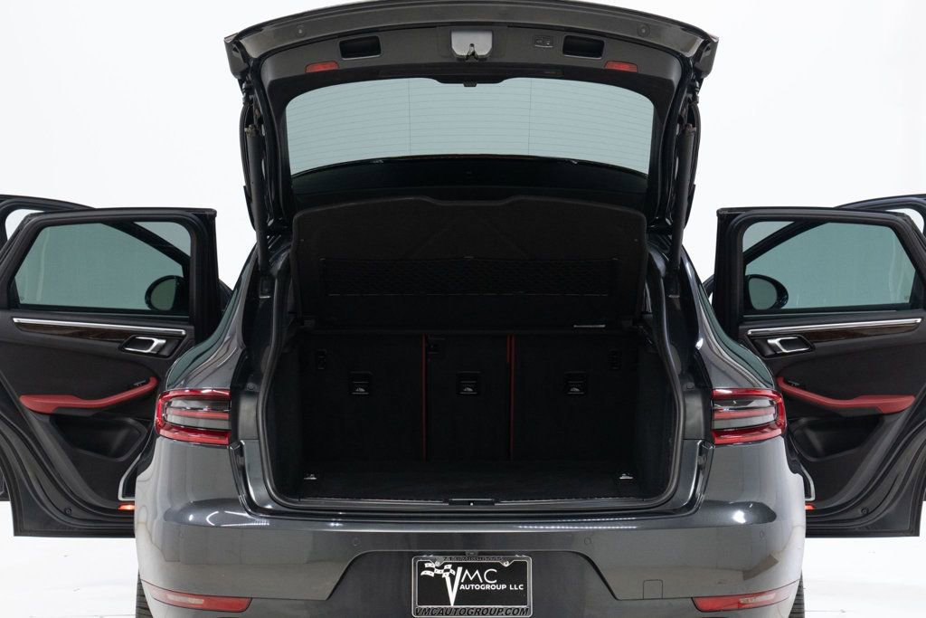 Used 2017 Porsche Macan Turbo image 69