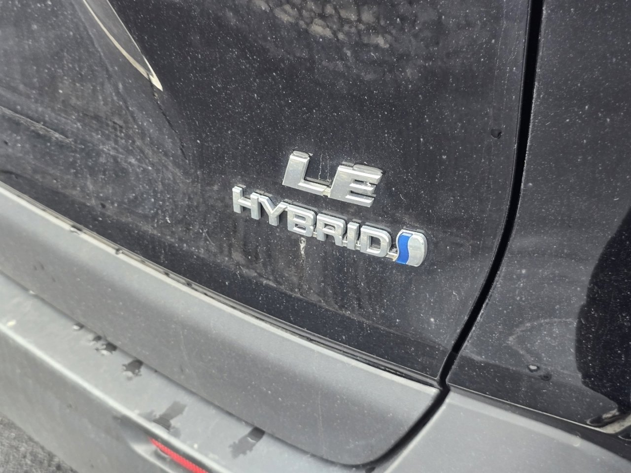 Used 2023 Toyota RAV4 LE image 11