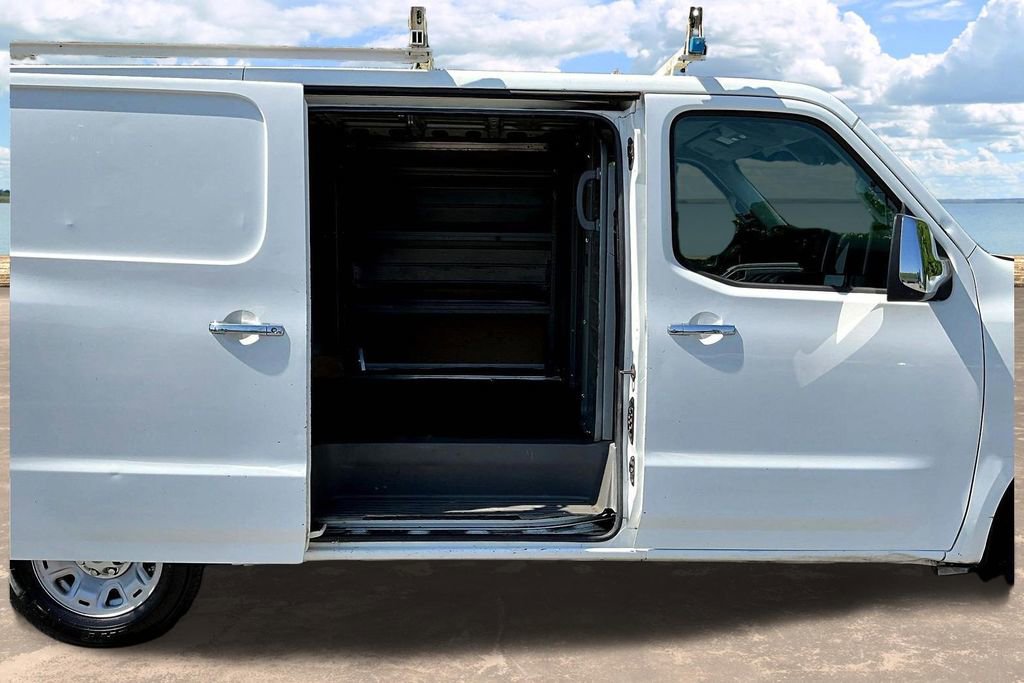 Used 2012 Nissan NV 2500 SV w/ Technology Pkg image 31