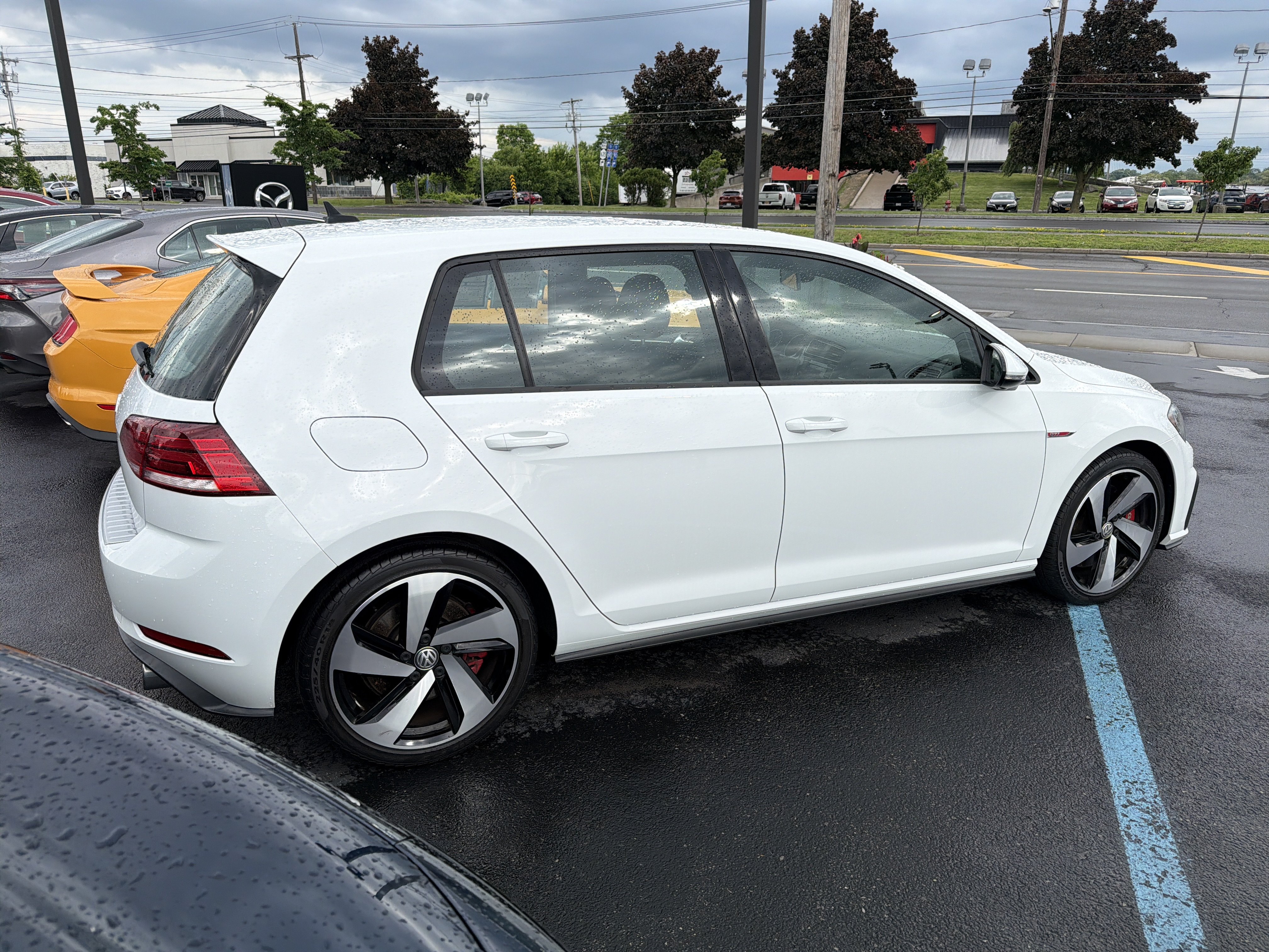 Used 2020 Volkswagen GTI S FWD image 7