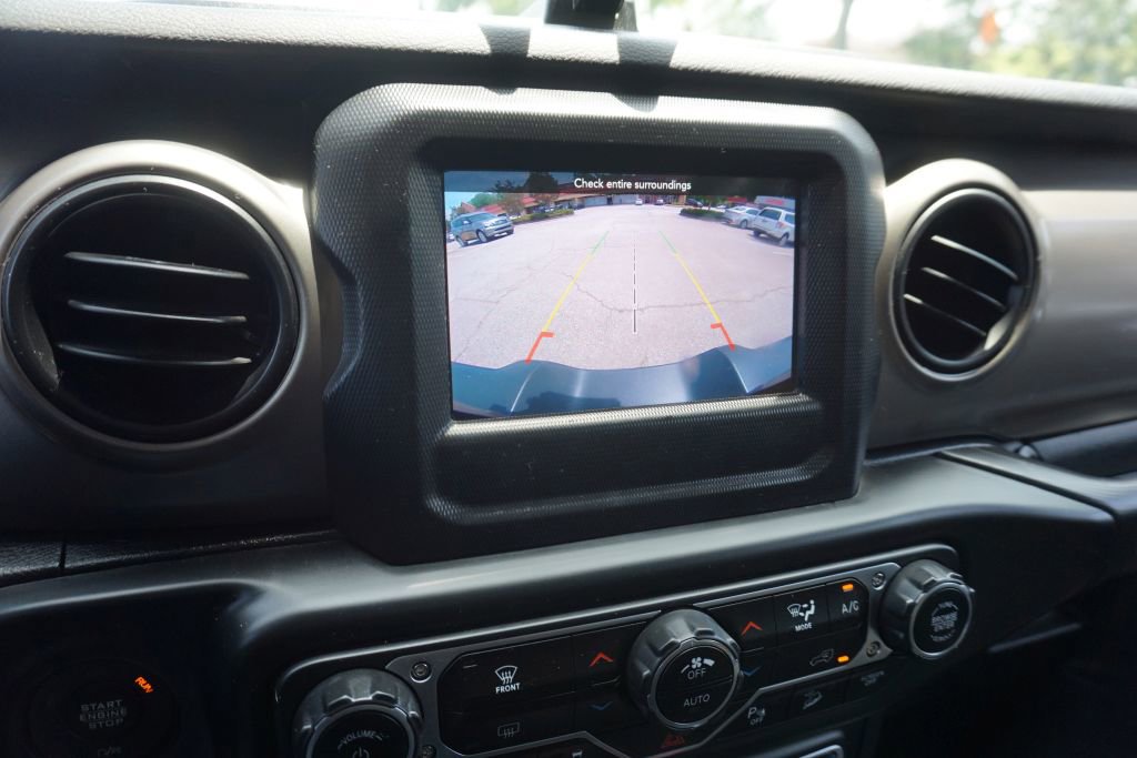 Used 2018 Jeep Wrangler Unlimited Sport S image 44