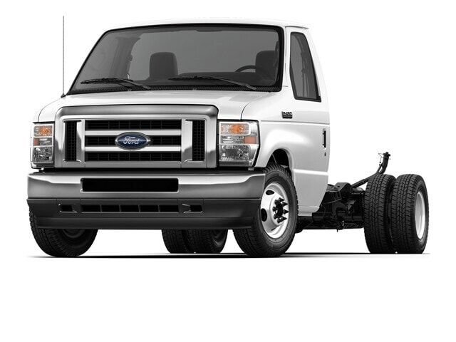 Used 2024 Ford E-450 and Econoline 450 Super Duty w/ Power Windows & Locks Group RWD image 1