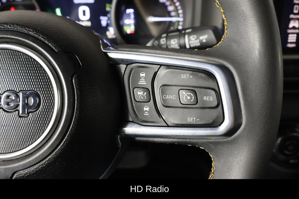 Used 2024 Jeep Wrangler Unlimited Sahara w/ Technology Group AWD/4WD image 10