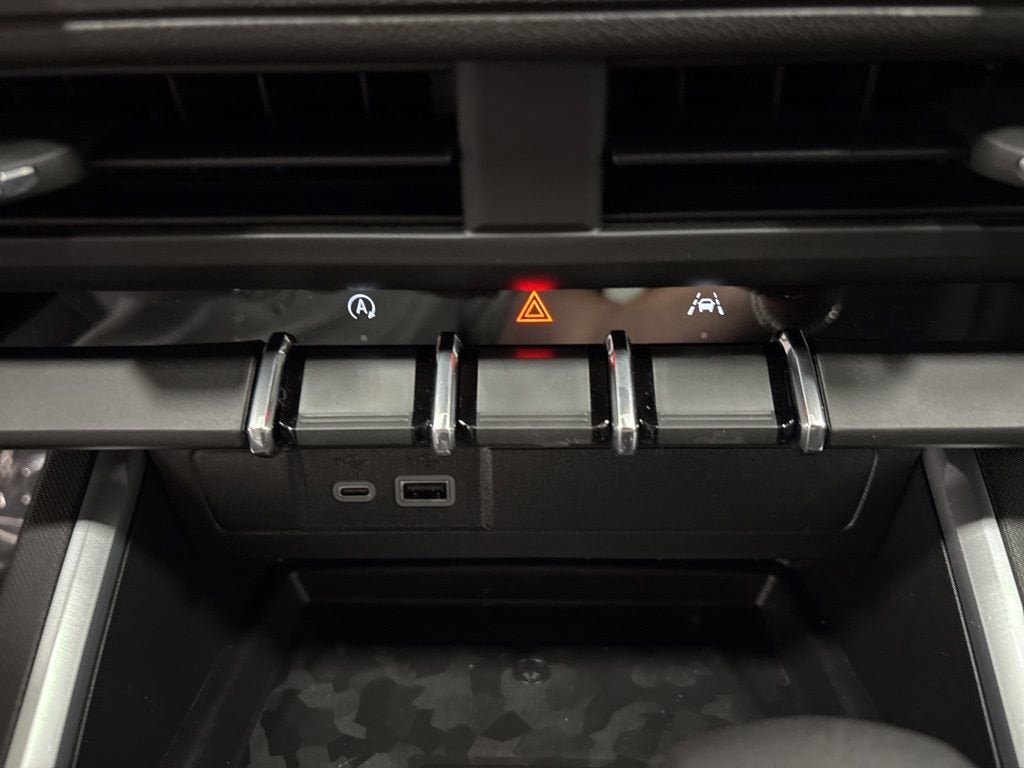 New 2026 Chevrolet Colorado Trail Boss AWD/4WD image 21