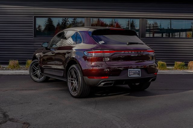 Used 2021 Porsche Macan image 3