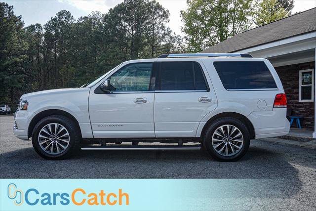 Used 2016 Lincoln Navigator Select image 8