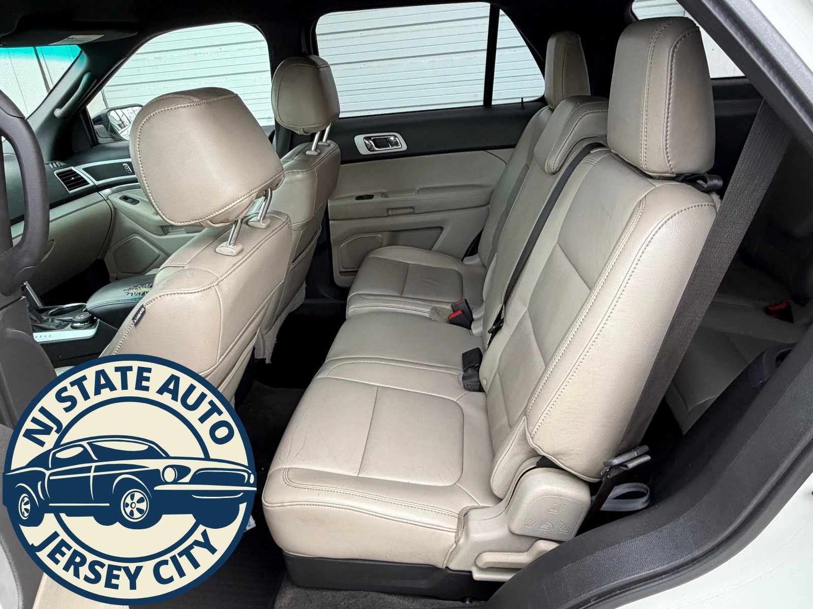 Used 2011 Ford Explorer XLT w/ 202A Rapid Spec Order Code image 5