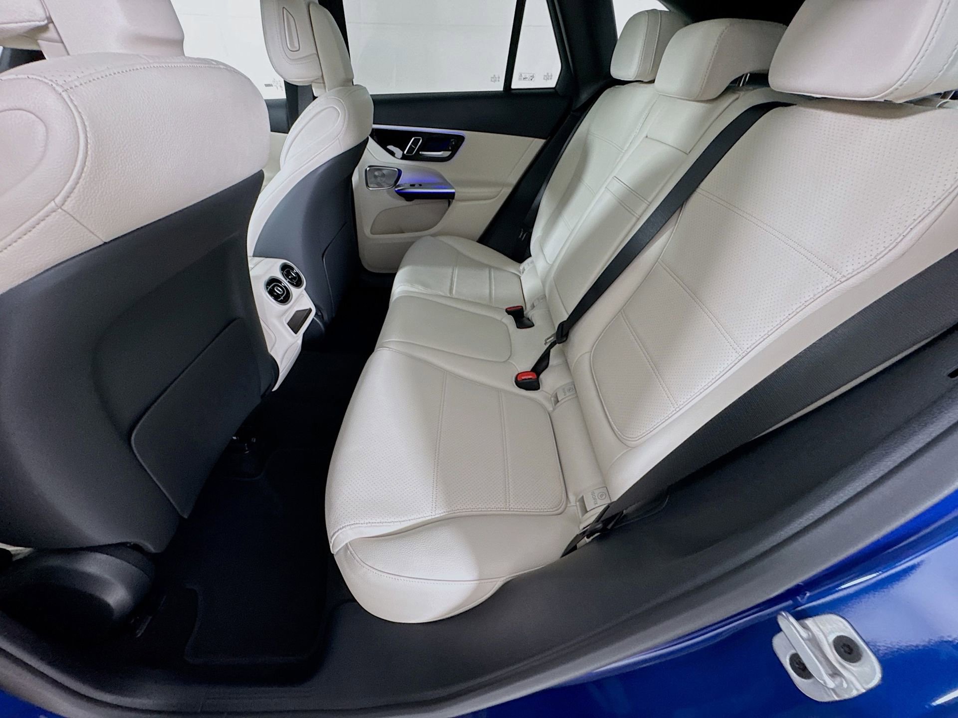 New 2026 Mercedes-Benz GLC 300 image 27