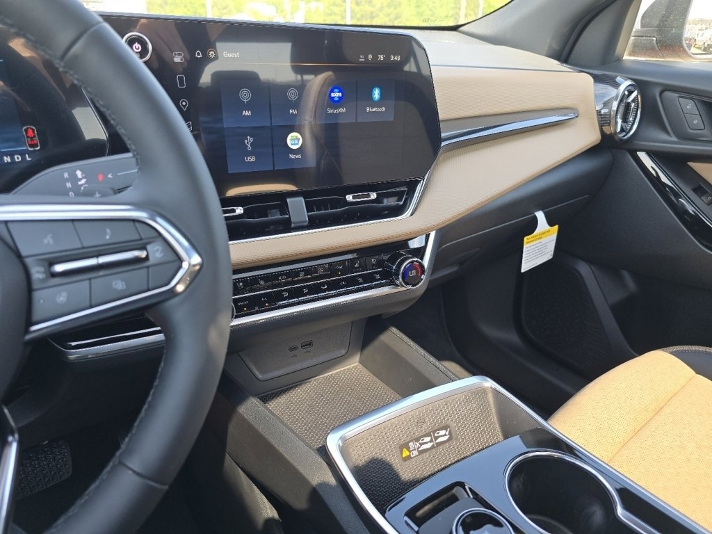 New 2026 Chevrolet Equinox ACTIV w/ Convenience Package III FWD image 6