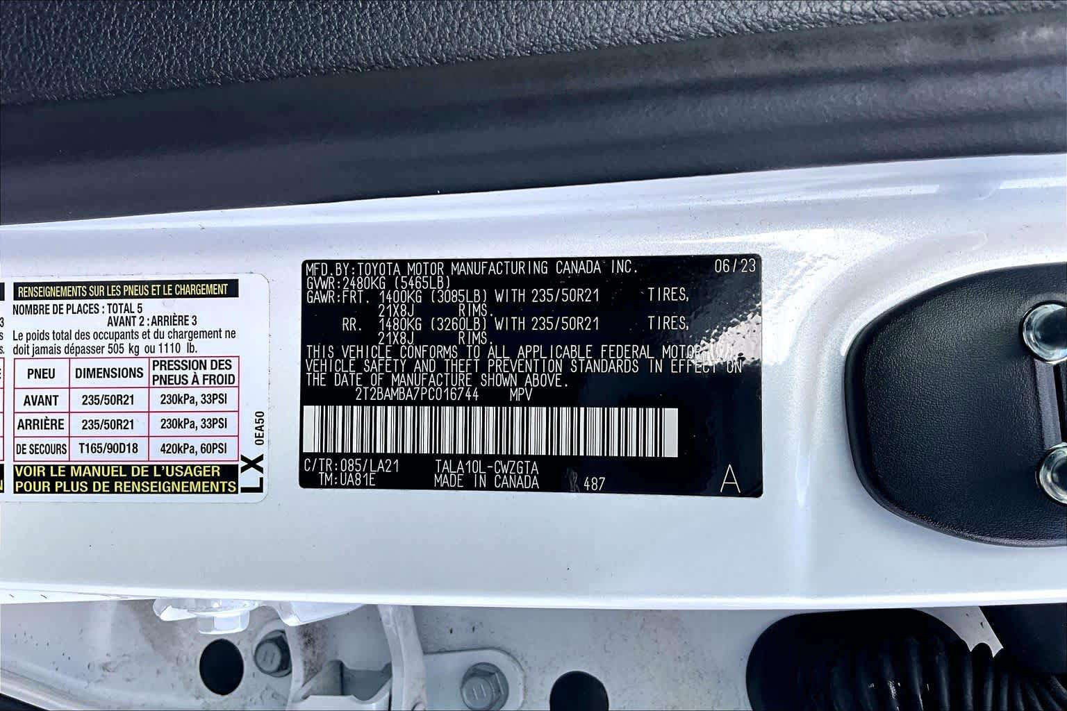 Used 2023 Lexus RX 350 FWD w/ Cold Area Package image 31