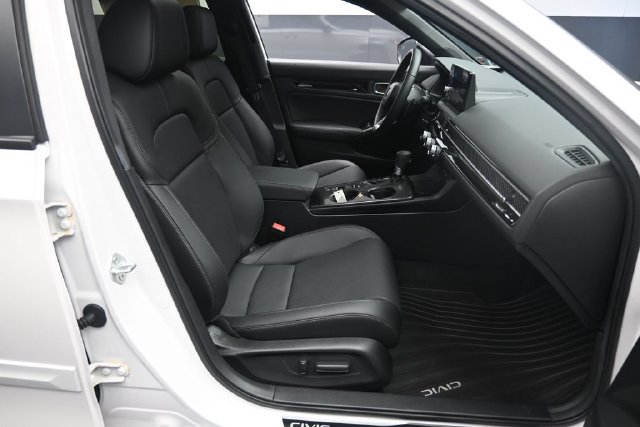 Used 2025 Honda Civic Sport Touring image 28