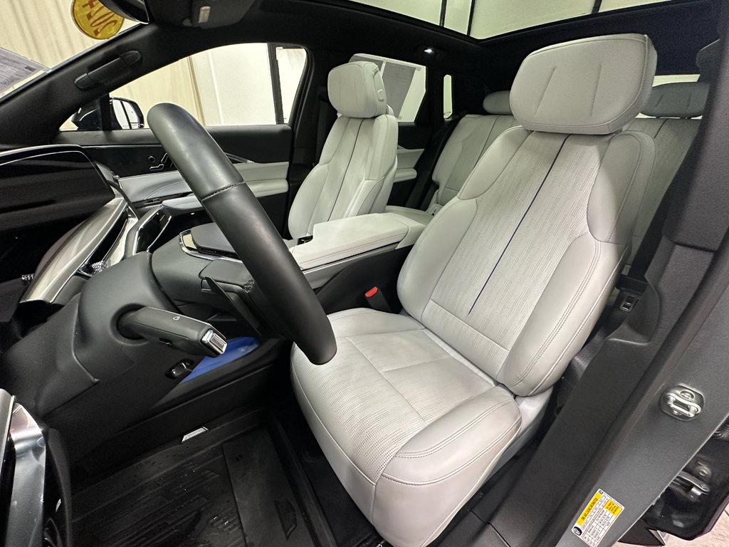 Used 2024 Cadillac Lyriq Luxury w/ LPO, Floor Liner Package image 25