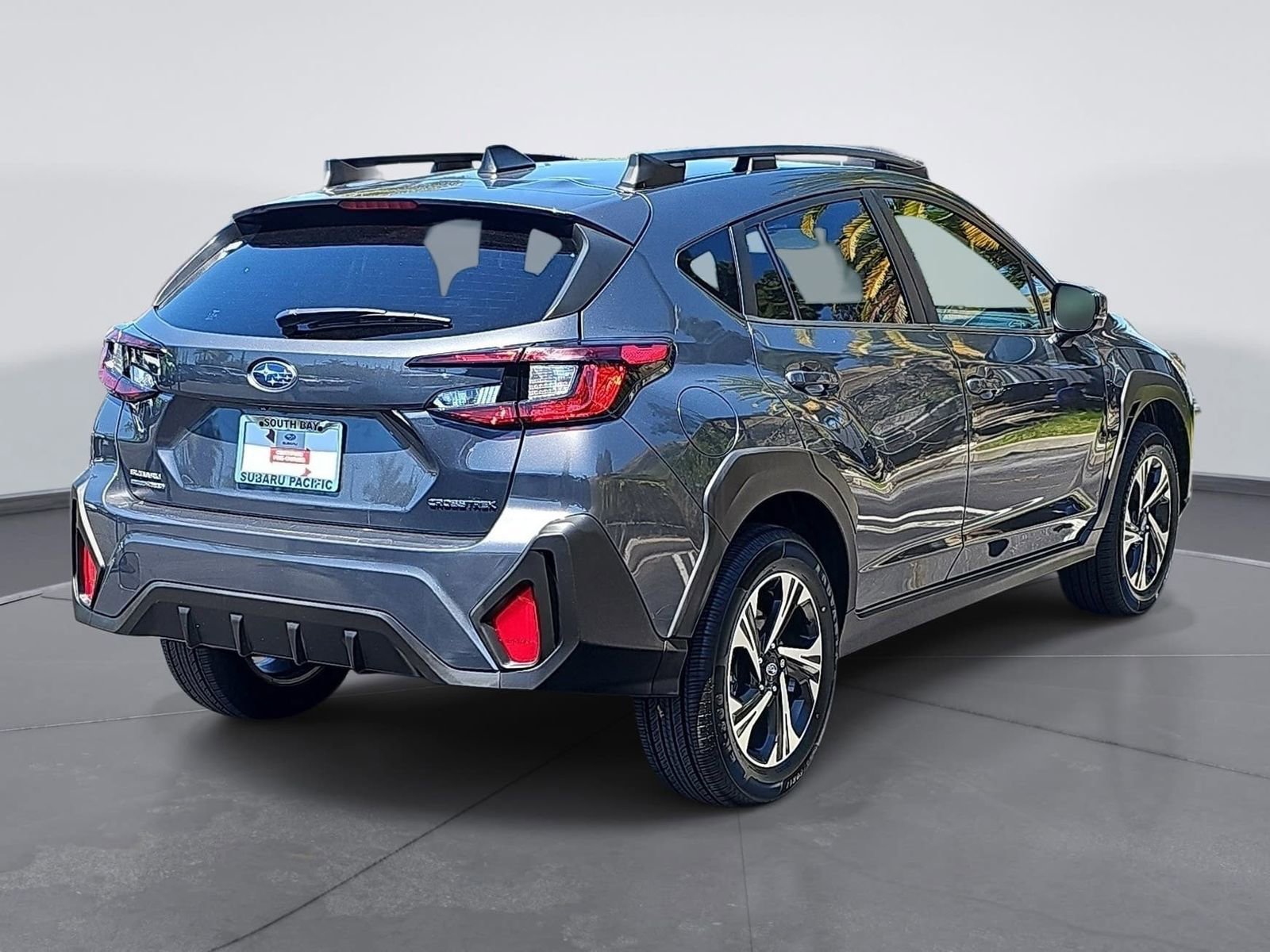 Certified 2024 Subaru Crosstrek 2.0i Premium w/ Crosstrek Mirror Package AWD/4WD image 3