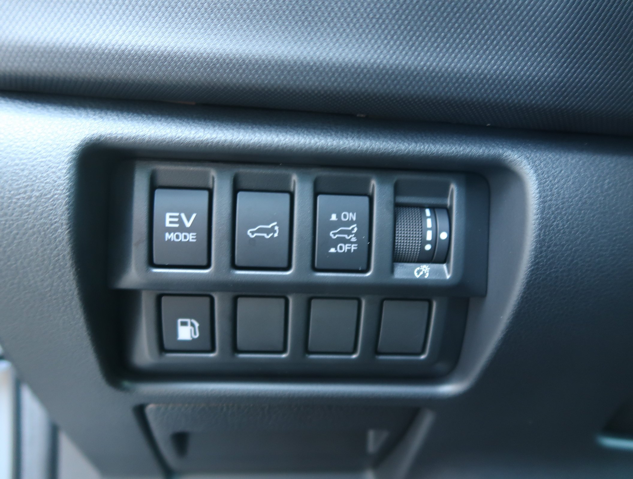 Used 2026 Subaru Forester Premium AWD/4WD image 17