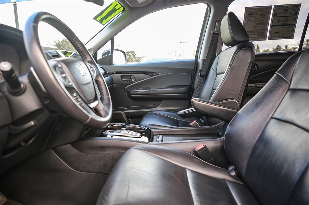 Used 2017 Honda Pilot Touring image 19