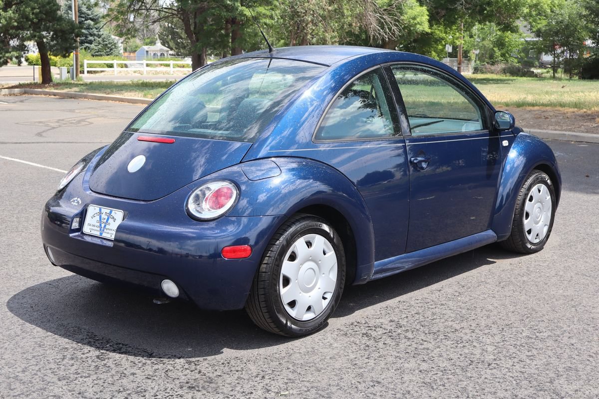 Used 2003 Volkswagen Beetle GL FWD image 4