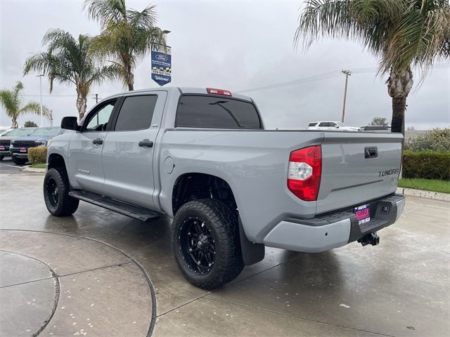 Used 2019 Toyota Tundra SR5 w/ SR5 Convenience Package image 6