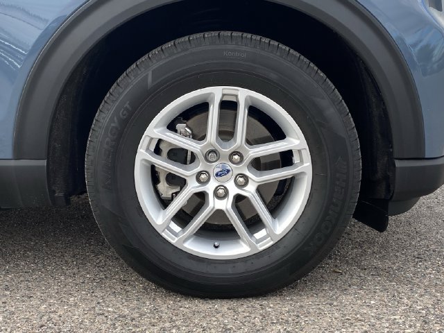 Certified 2025 Ford Explorer Active AWD/4WD image 11