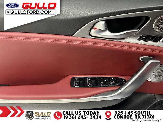 Used 2020 Kia Stinger GT1 RWD image 18