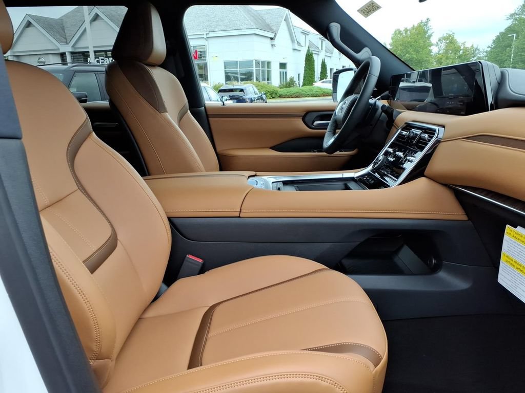 New 2026 Nissan Armada SL w/ Captain's Chari Seat Package AWD/4WD image 8
