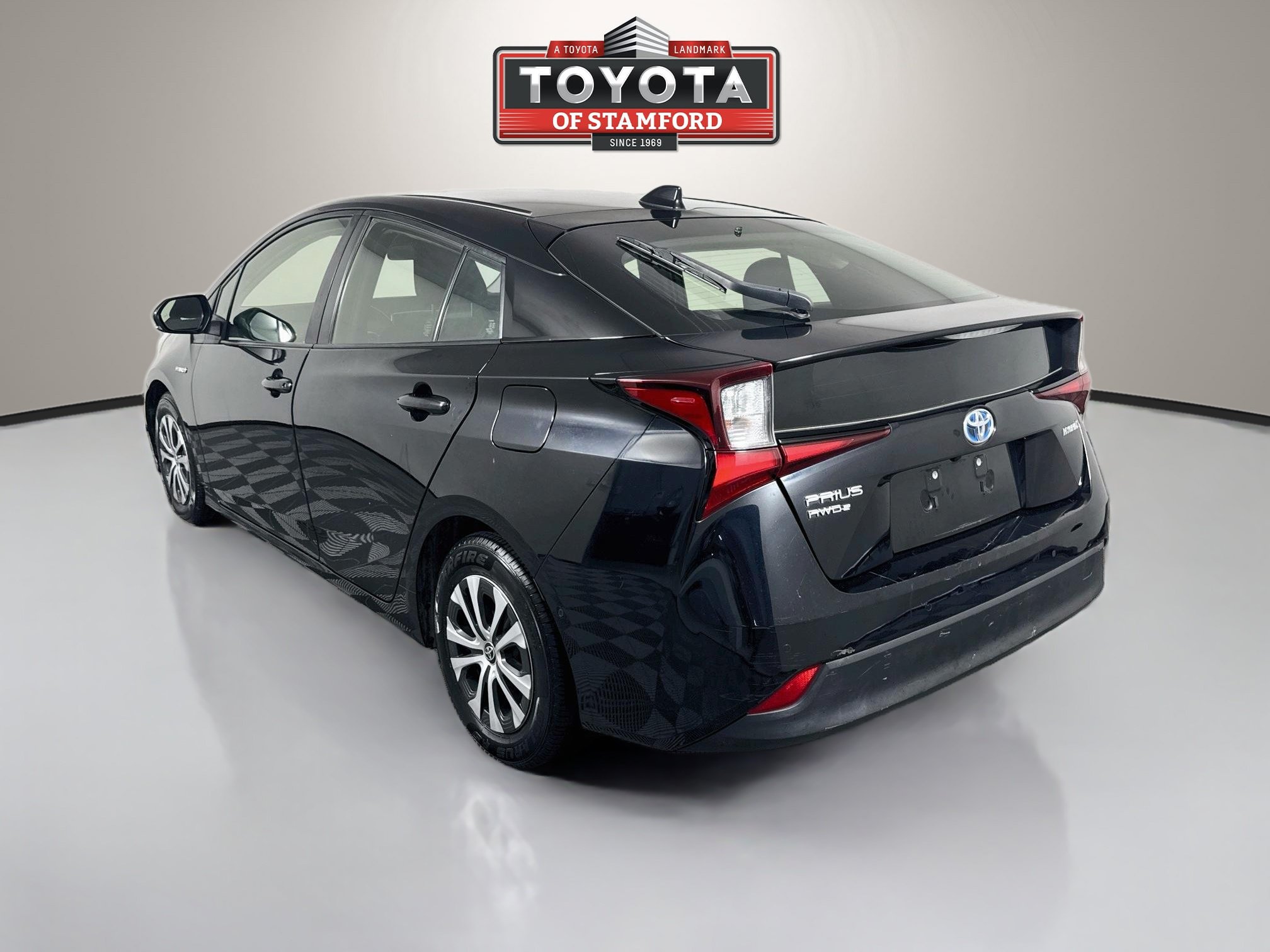 Certified 2021 Toyota Prius LE AWD/4WD image 5